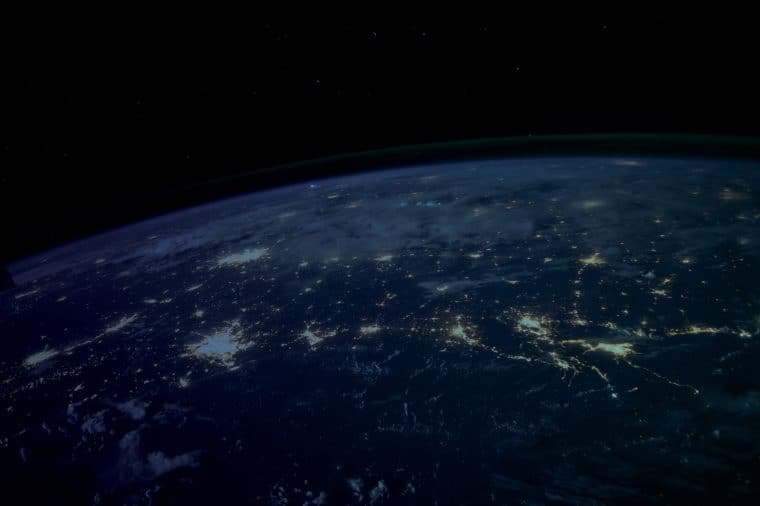 Globe_at_night